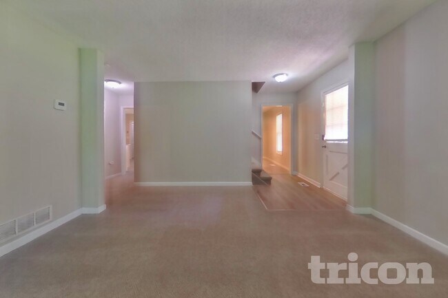 Foto del edificio - 2466 Red Barn Rd