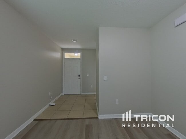 Building Photo - 4719 Lindever Ln