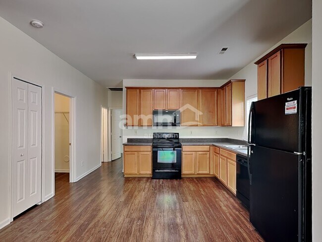 Foto del edificio - 2811 Marville Ct
