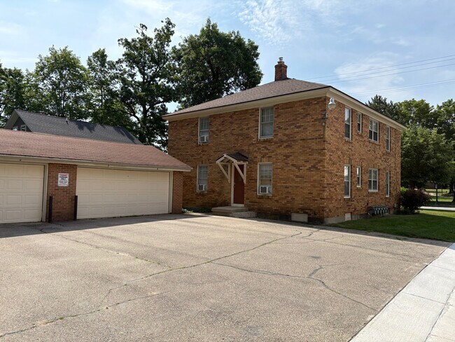 Foto del edificio - 425 Lyon St NE