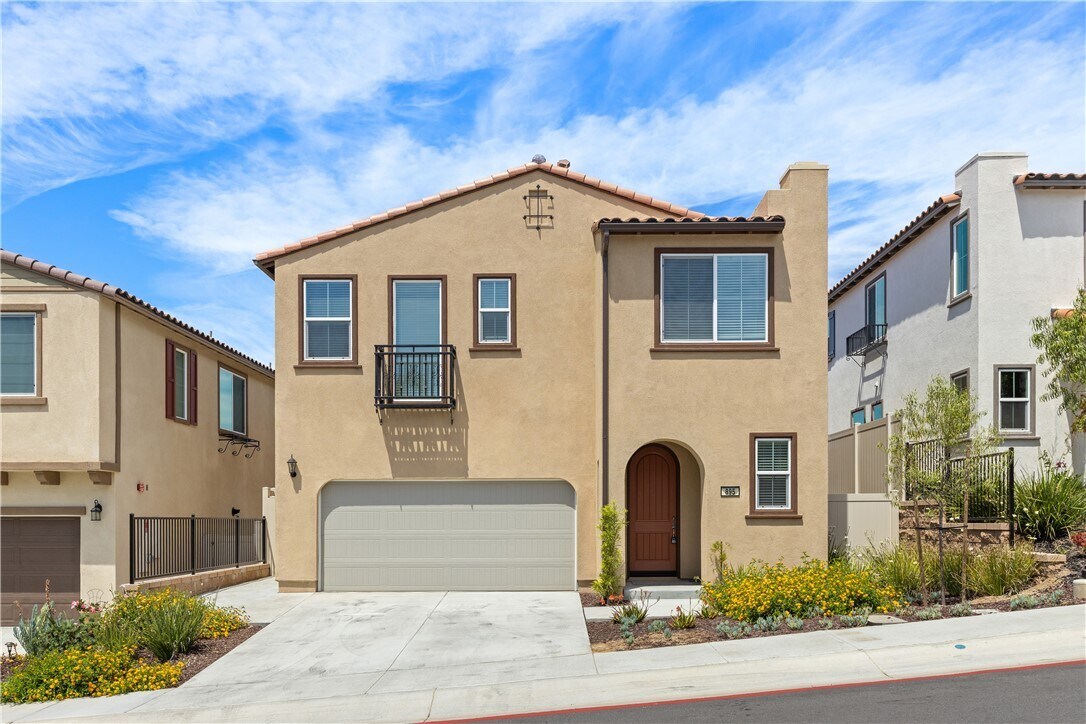 Foto principal - 895 Brookdale Dr