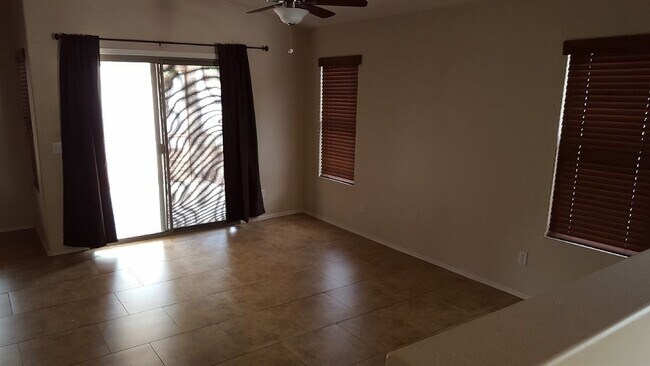 Foto del edificio - 14928 N 150th Ln