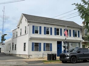 Building Photo - 12 S Main St