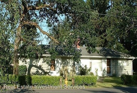 Building Photo - 9725 Lake Steilacoom Dr SW