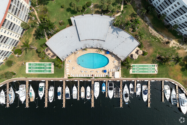 2731 NE 14th Street Cswy - Sea Haven Condominiums