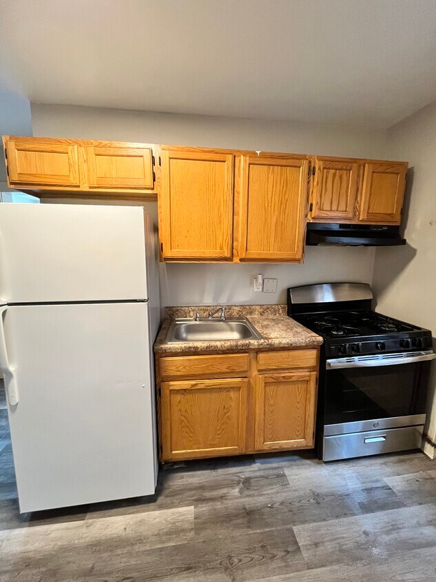 238 Fowler Ave Unit 6, Jersey City, NJ 07305 Apartments in Jersey