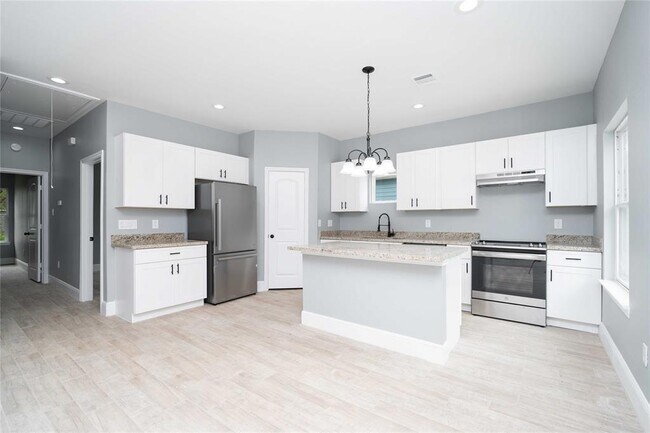 Foto del edificio - 3710 Rockingham St