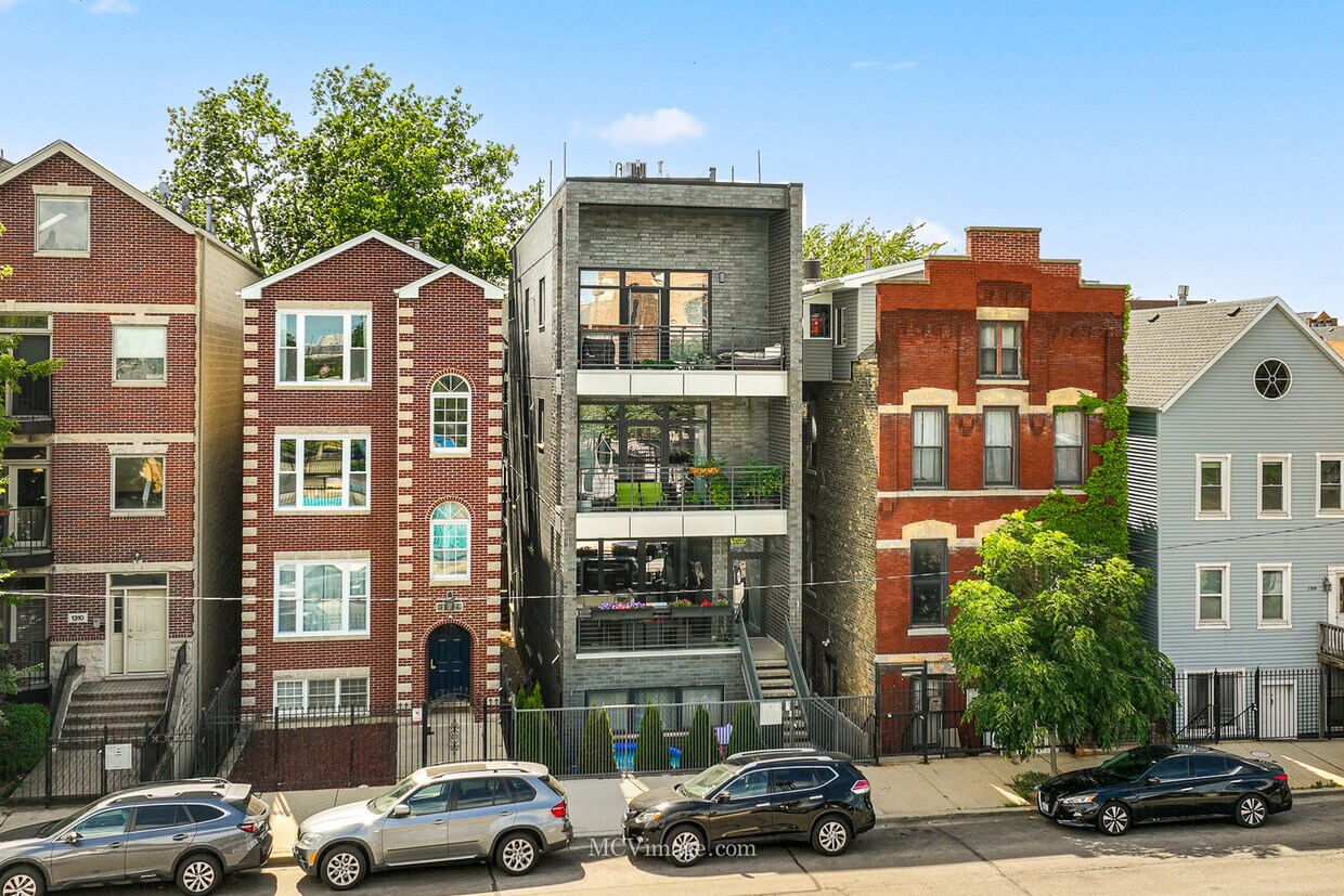 Primary Photo - 1316 N Cleaver St