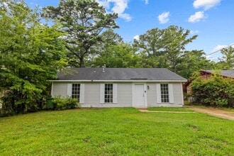 Building Photo - 6140 Cherry Hill Rd