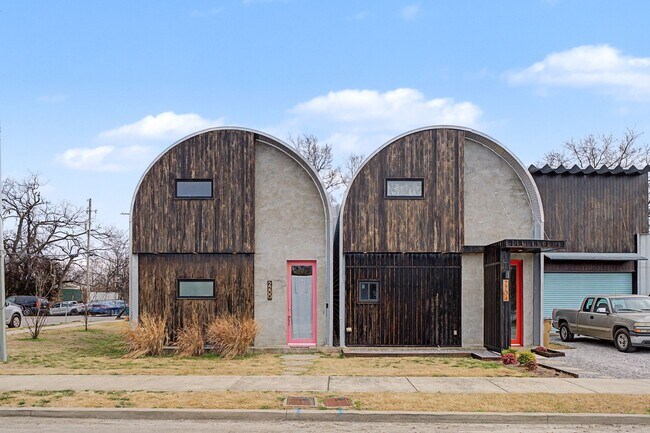 Foto del edificio - 2204 Austin Ave