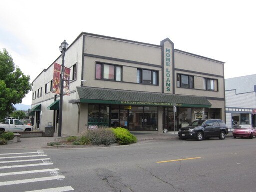 Primary Photo - 1045 Main St