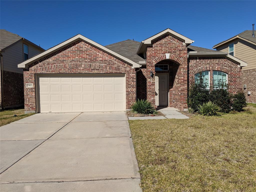 Primary Photo - 2562 Riverway Dr