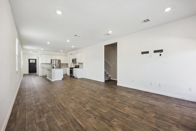 Foto del edificio - 220 Tributary Way