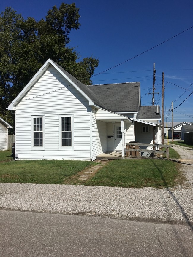 Building Photo - 1932 Wallace Ave