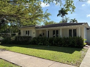 Building Photo - 1710 Segovia St Building Photo - 1710 Segovia St