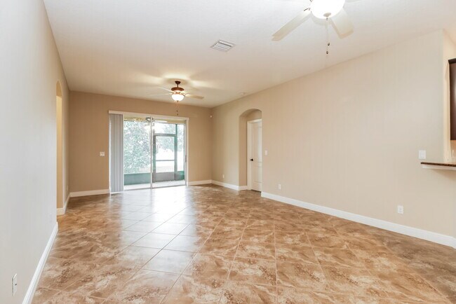 Building Photo - 12307 Cricklewood Dr