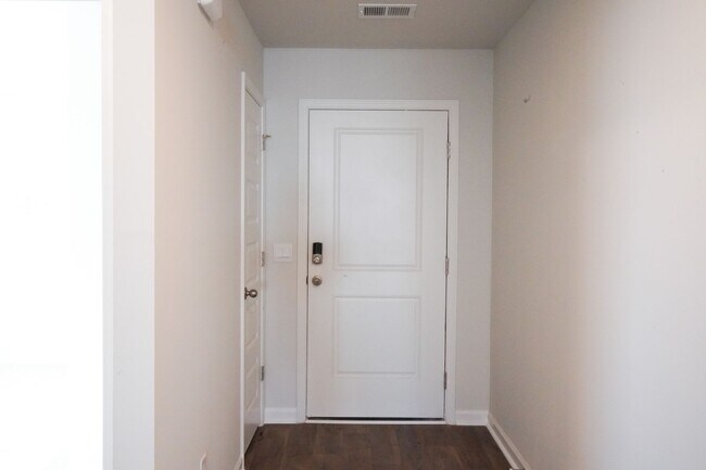 Building Photo - Coming Available!