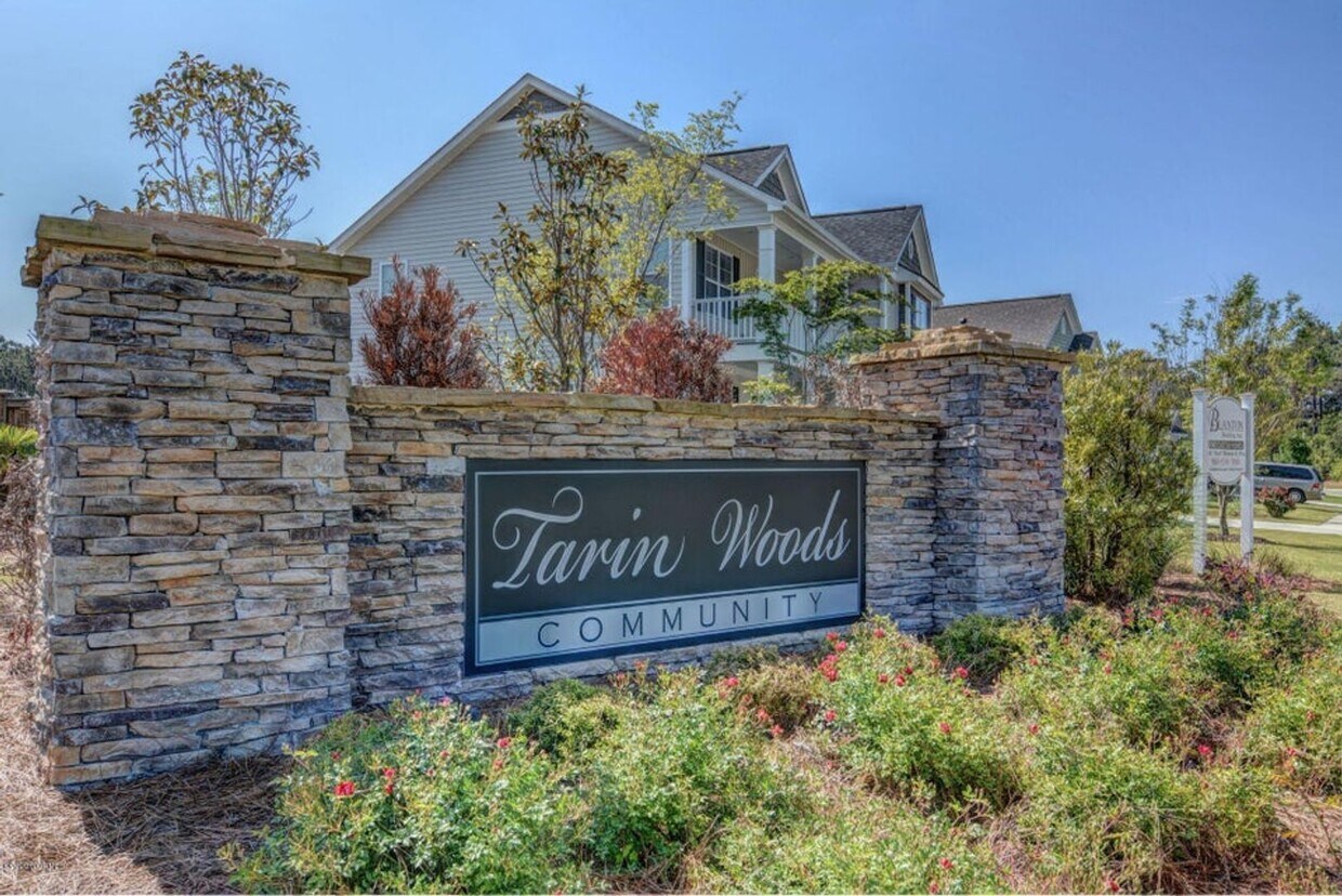 Foto del edificio - Tarin Woods | 4 bedroom, 3.5 Bath