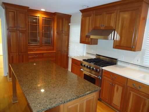 Foto del edificio - 3723 Chevington Rd