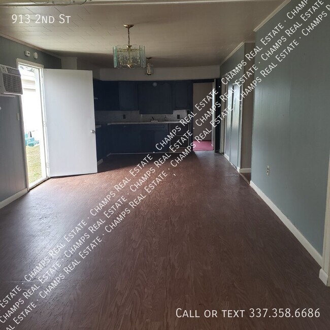 Foto del edificio - 913 2nd St