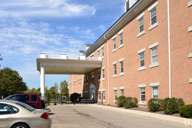 Building Photo - Laurelwood