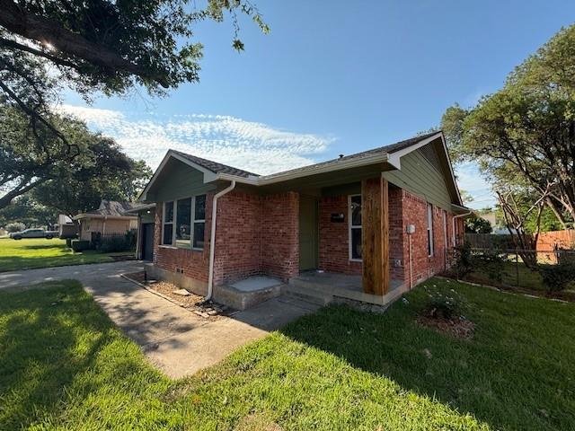 Foto del edificio - 3137 Rotan Ln