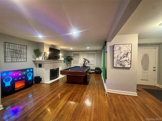 Foto del edificio - 83 Lake Region Blvd