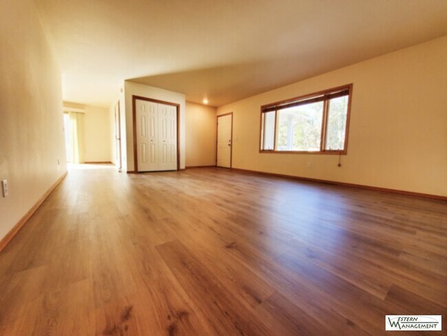 Building Photo - ()  Holy Moly!  It's a beauty!