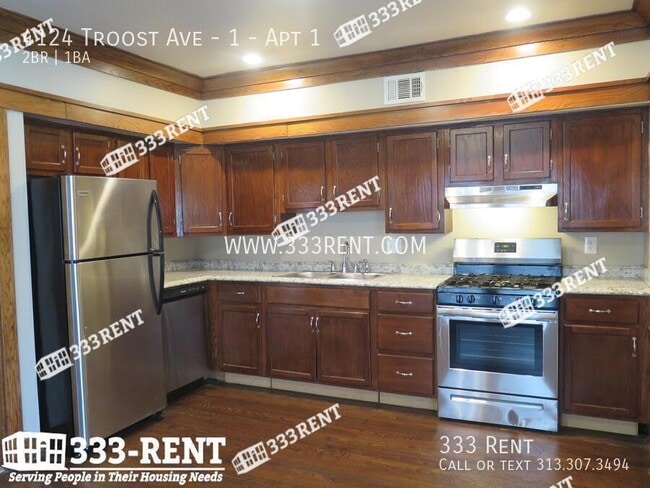 Foto del edificio - 4124 Troost Ave