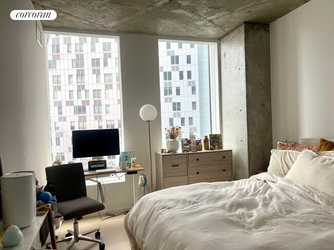 Building Photo - 505 State St