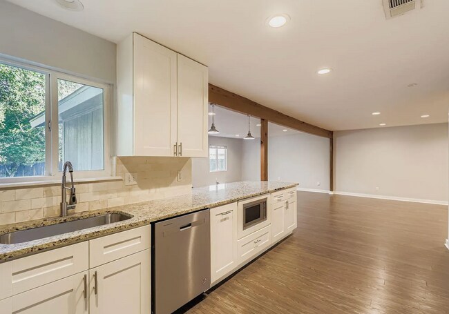 Foto del edificio - 5402 Chevy Cir