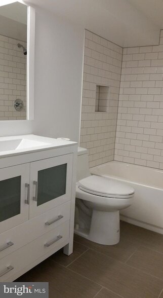 Foto del edificio - 1438 Meridian Pl NW