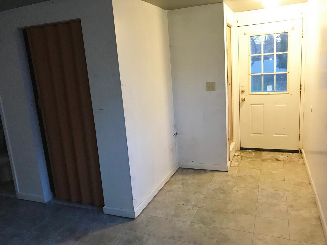 Foto principal - 107 Chestnut St