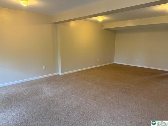 Building Photo - 4046 Clubhouse Ct