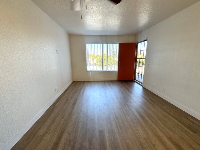 Foto del edificio - Belcourt Seniors Apartments 55+