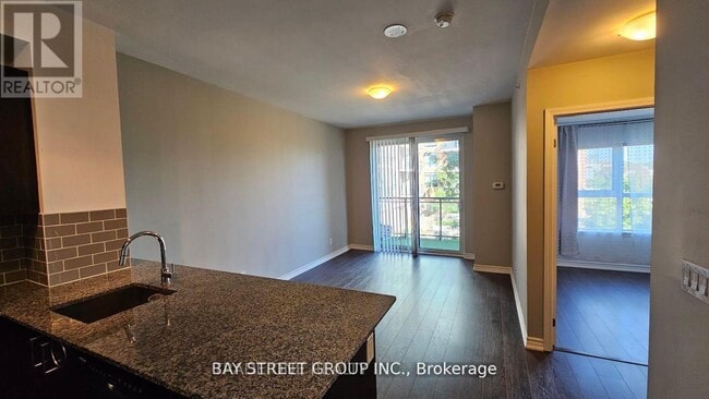 Building Photo - 11611 Yonge St