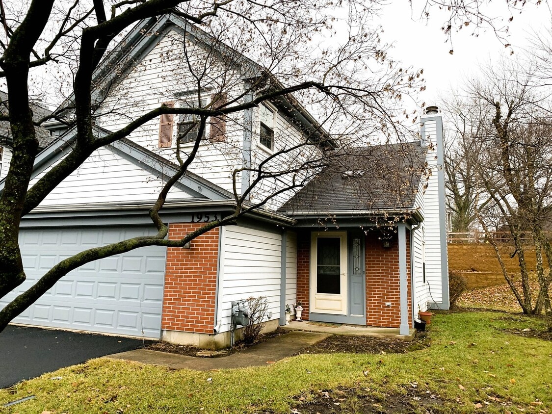 1953 Wellington Pl, Downers Grove, IL 60516 Townhome Rentals in