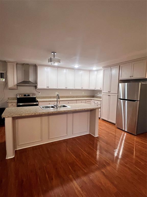 Foto del edificio - 7825 James St