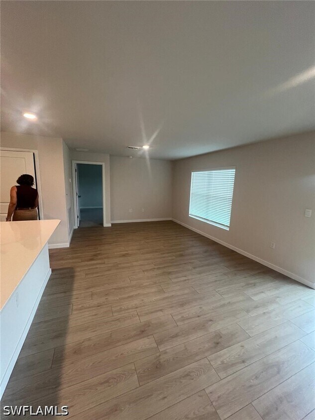 Building Photo - 532 Ilaria Ct