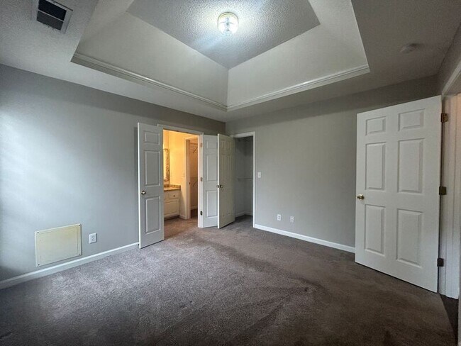 Foto del edificio - 552 Buck Creek Ln