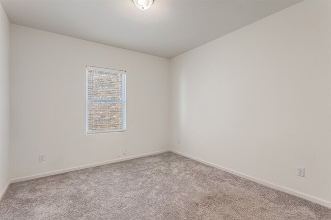 Foto del edificio - 415 Madison Way