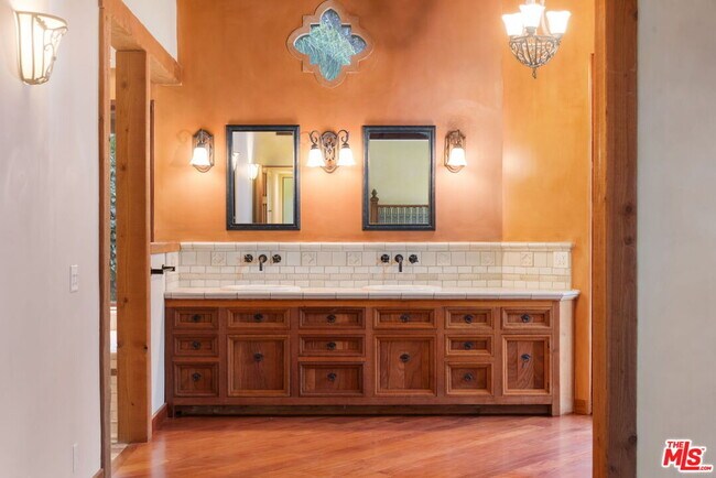 Foto del edificio - 16141 Bayberry Pl