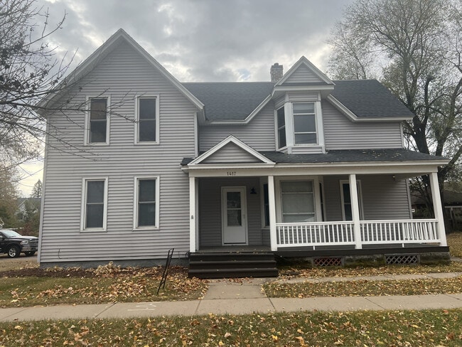 Building Photo - 1417 Birch St