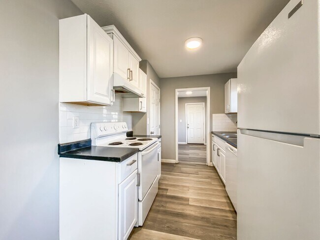 Foto del edificio - 11426 Applewood Dr