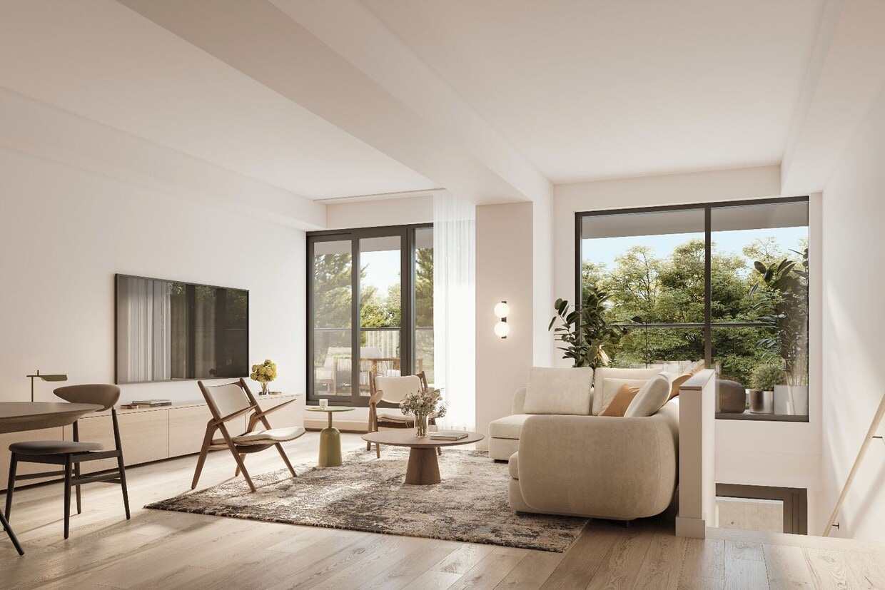 Primary Photo - 1720-1720 Bayview Ave