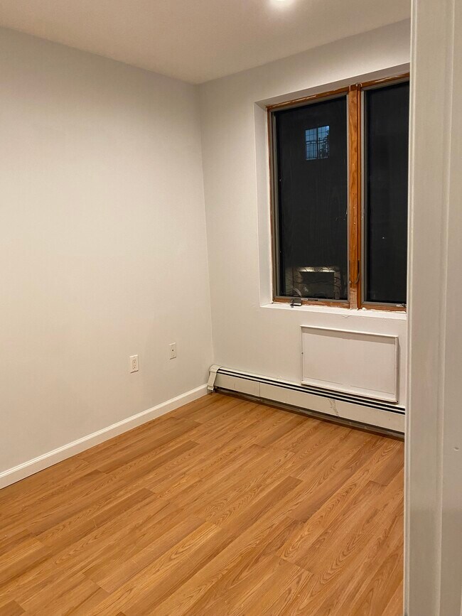 Foto del edificio - 3057 38th St