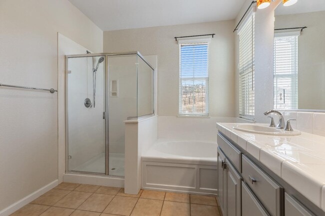 Building Photo - 20863 Grapevine Dr