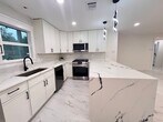 Foto principal - 20156 Russell Dr