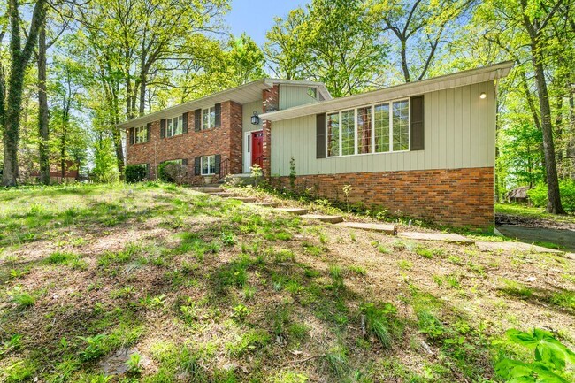 Building Photo - 5518 Woodlyn Rd