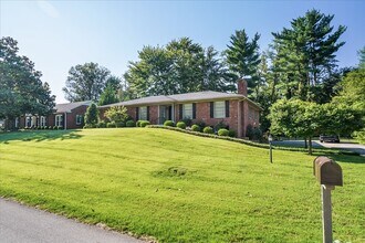 Building Photo - 6309 Regal Rd